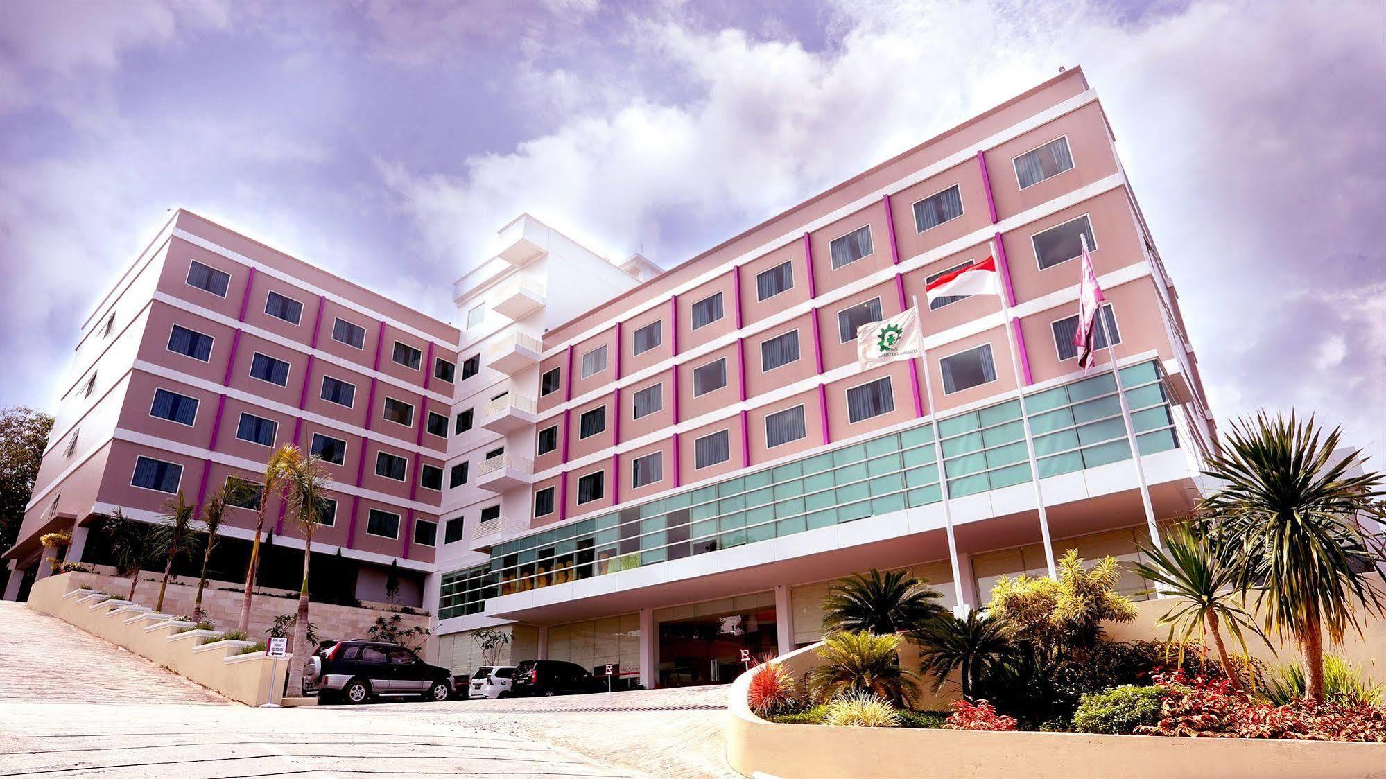 D'Primahotel Balikpapan Экстерьер фото